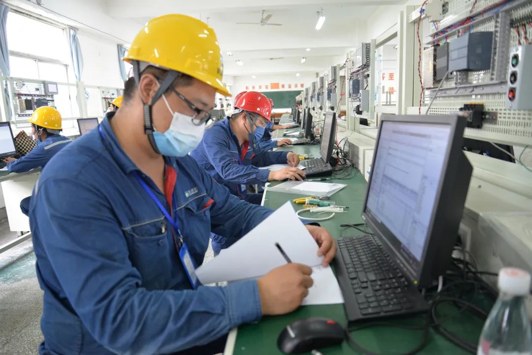 喜迎二十大 建功新时代——全省盐业维修电工职业技能竞赛在淮安举行